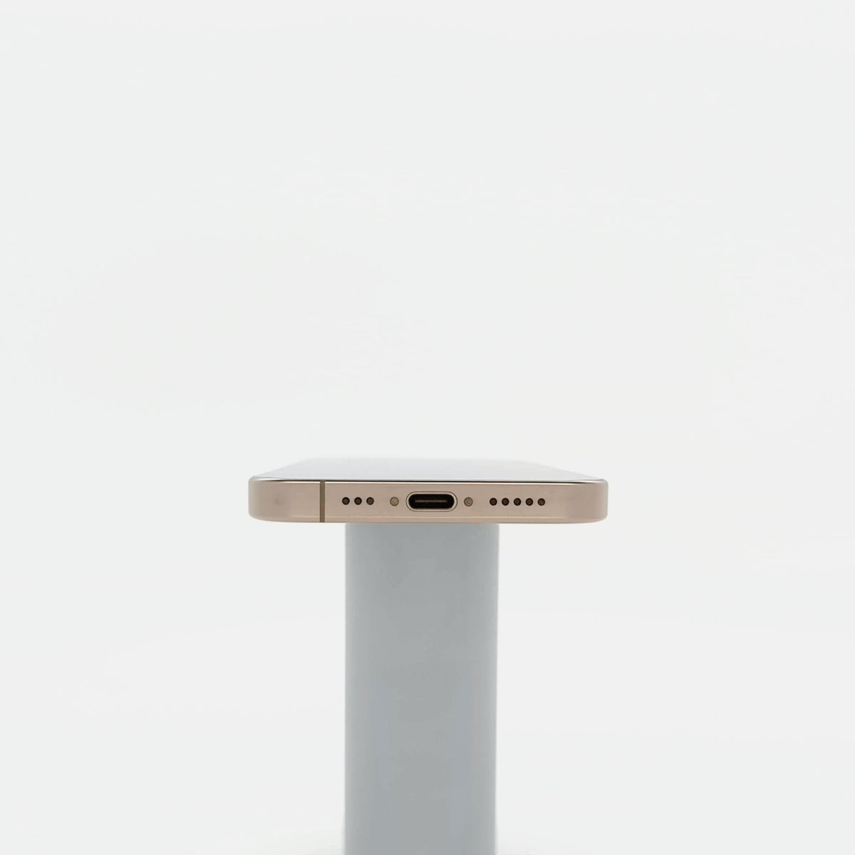 95新 Apple iPhone 16 Pro 128G 沙漠色鈦金屬 中國大陸版