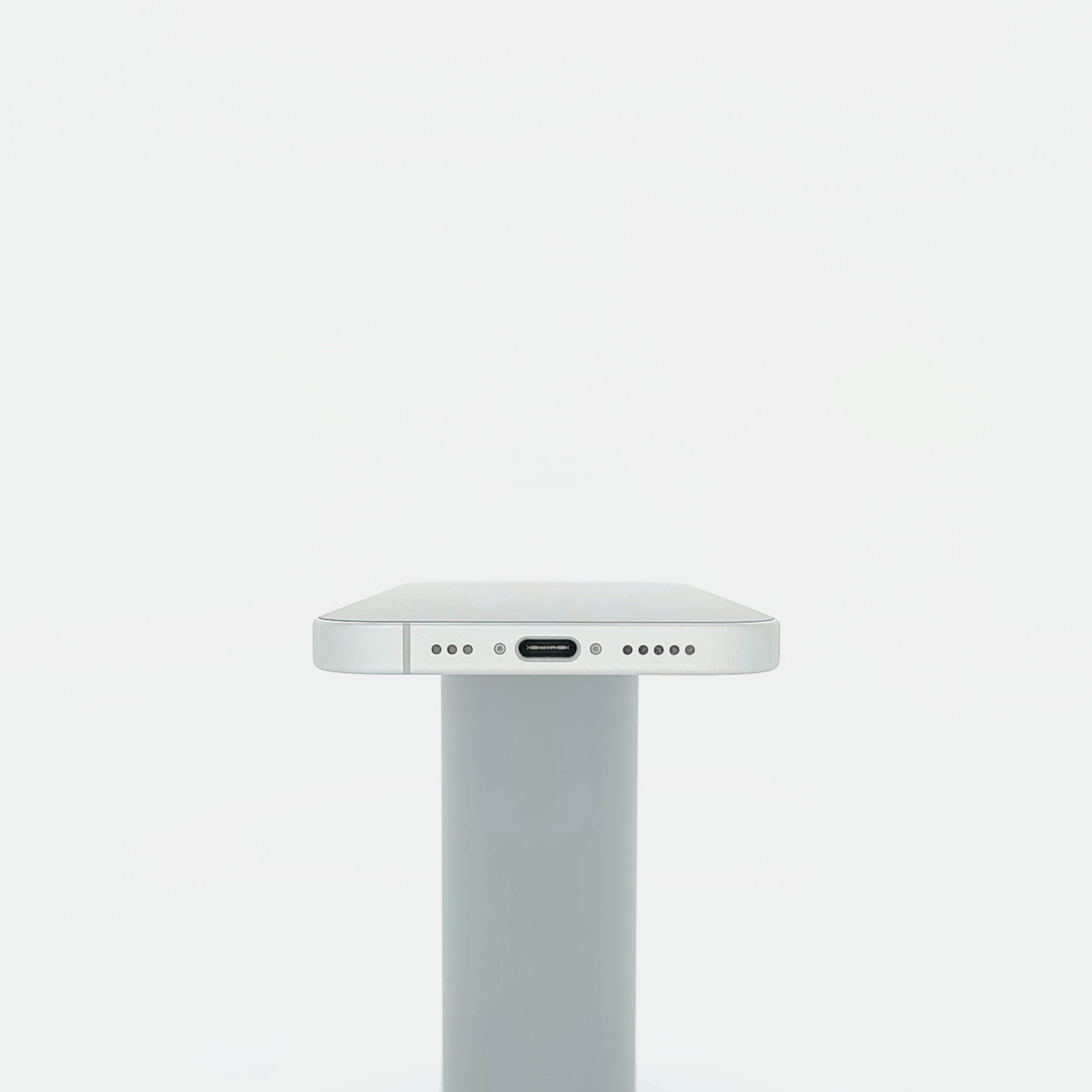 95新 Apple iPhone 16 128G 白色 中國大陸官換機