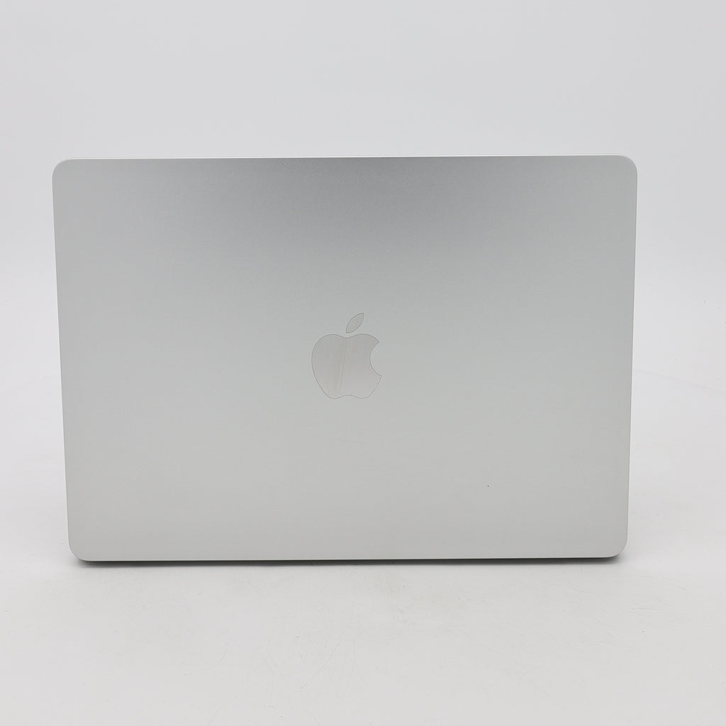 95新 Apple MacBook Air 22年 13寸 M2（8+8核） 8G RAM 256G SSD 銀色