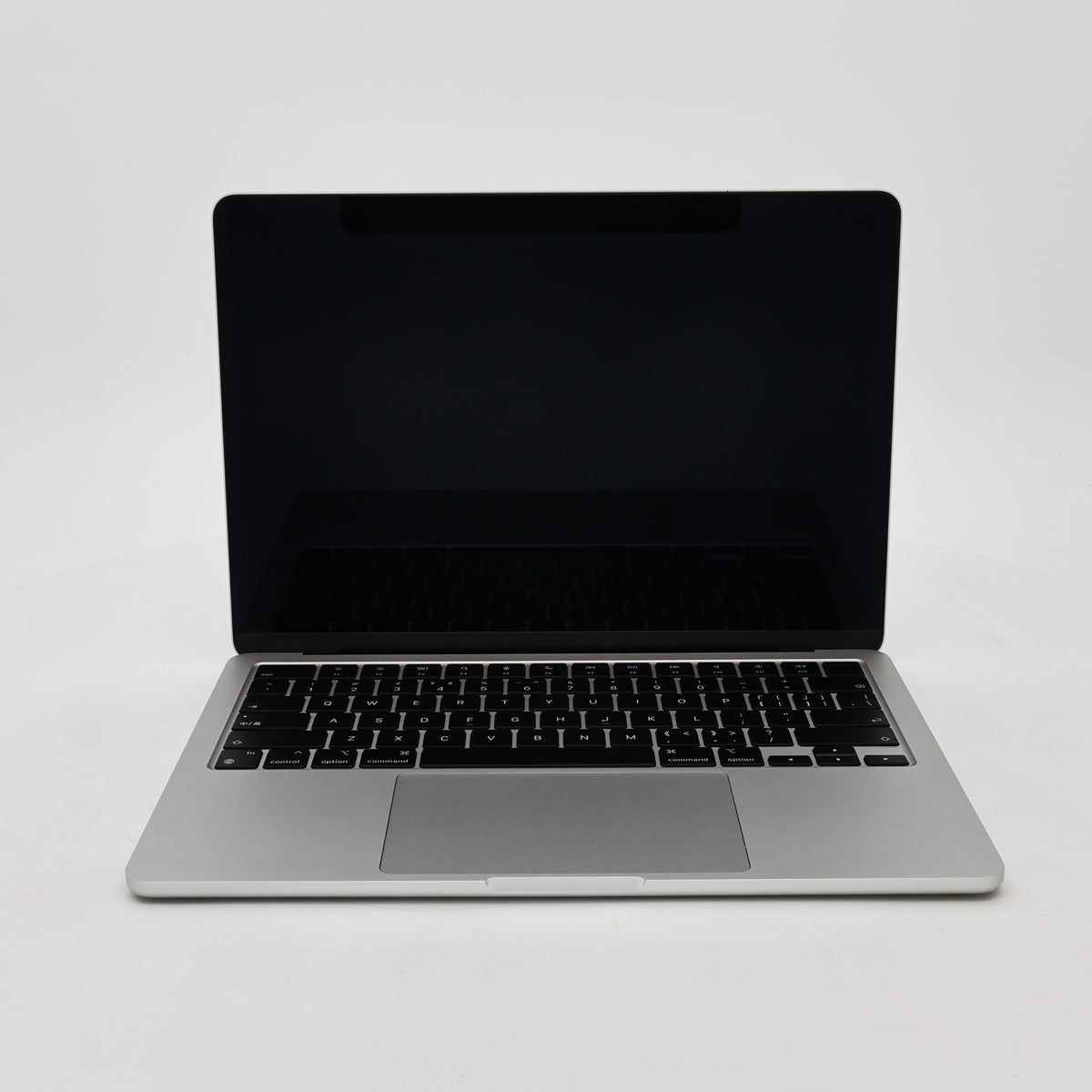 95新 Apple MacBook Air 22年 13寸 M2（8+8核） 8G RAM 256G SSD 銀色