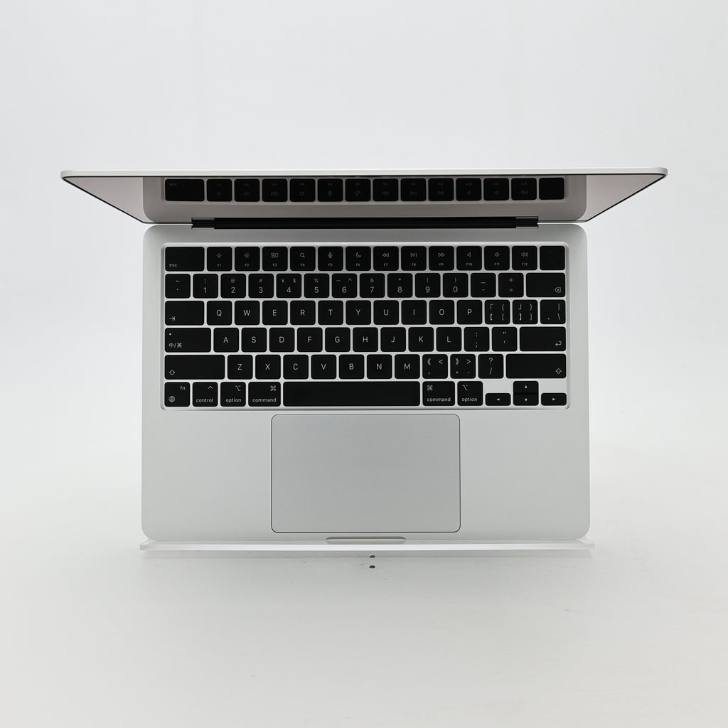 99新 Apple MacBook Air 22年 13寸 M2（8+8核） 16G RAM 256G SSD 銀色