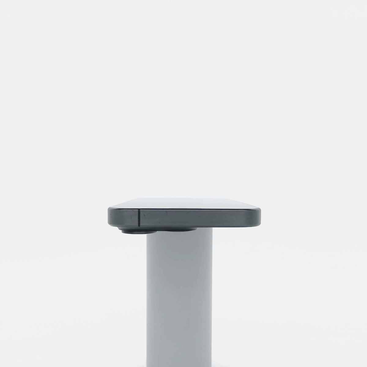 95新 Apple iPhone 15 Pro 128G 黑色鈦金屬 中國大陸版