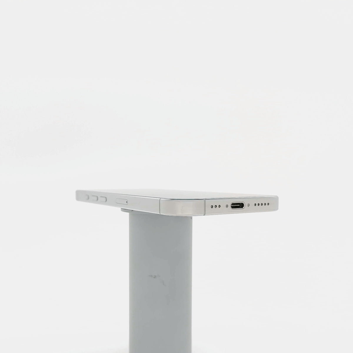 95新 Apple iPhone 16 Pro 128G 白色鈦金屬 中國大陸版