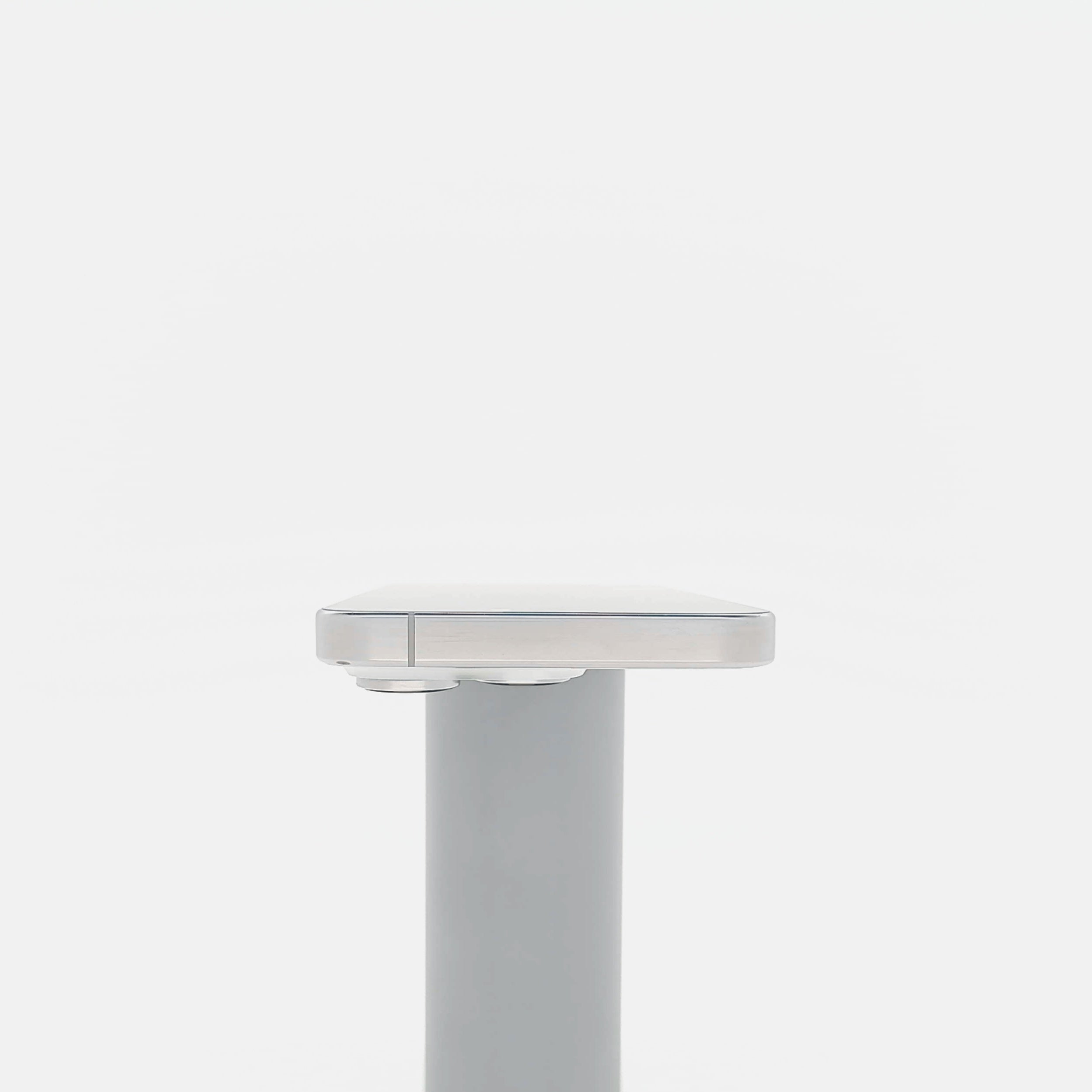 95新 Apple iPhone 16 Pro 128G 白色鈦金屬 中國大陸版