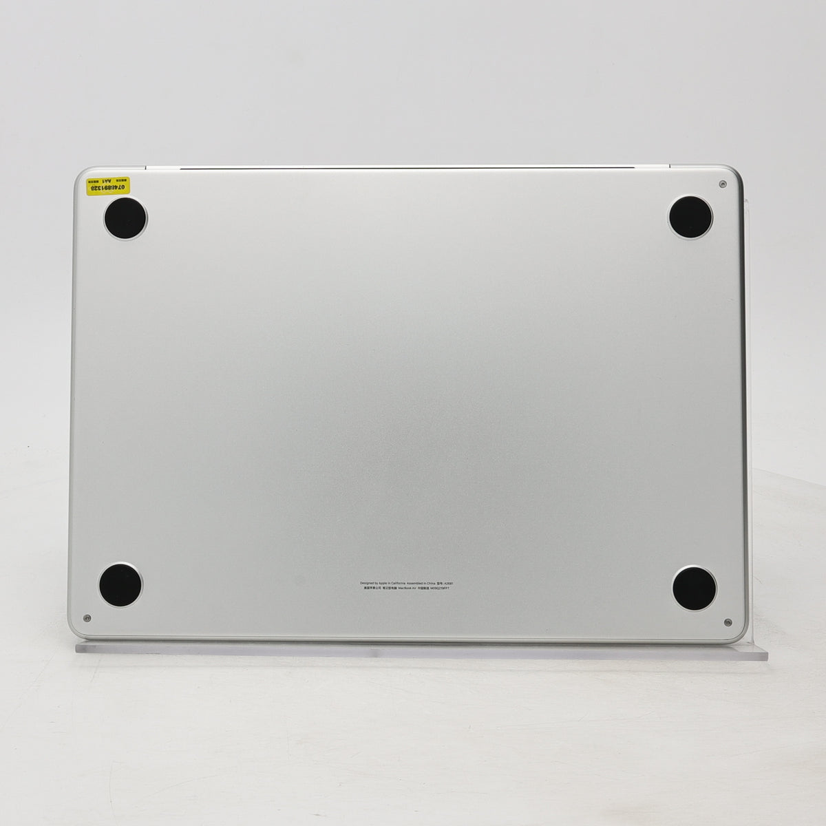 95新 Apple MacBook Air 22年 13寸 M2（8+8核） 8G RAM 256G SSD 銀色