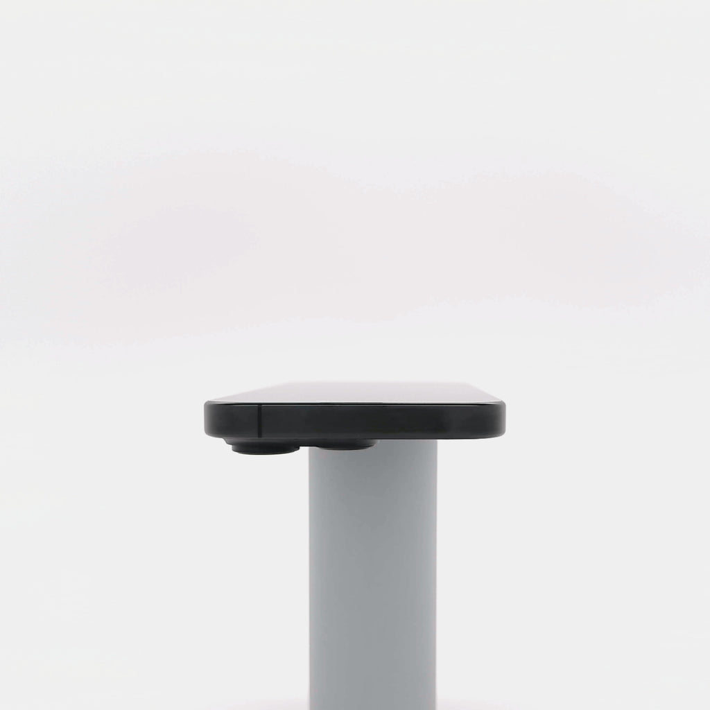 95新 Apple iPhone 16 Pro 128G 黑色鈦金屬 中國大陸官換機