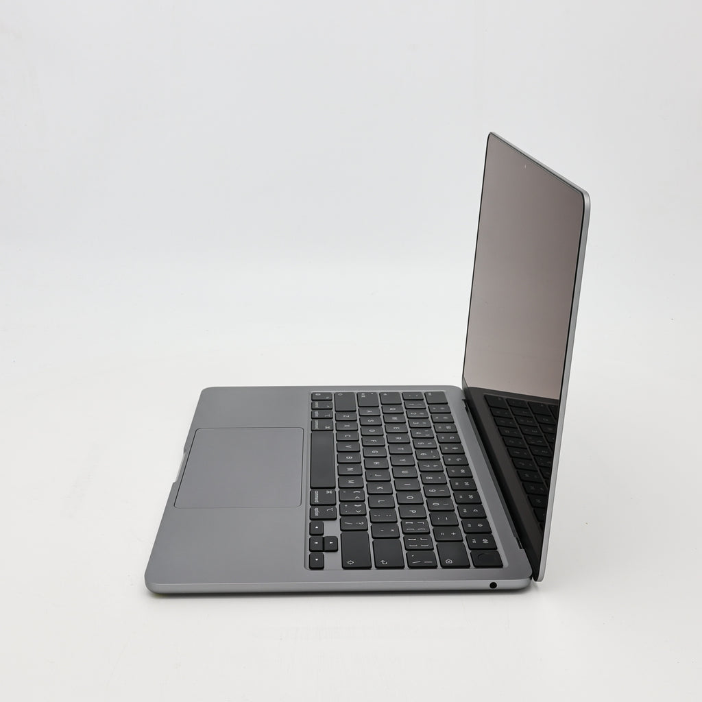 95新 Apple MacBook Air 22年 13寸 M2（8+8核） 8G RAM 256G SSD 深空灰色