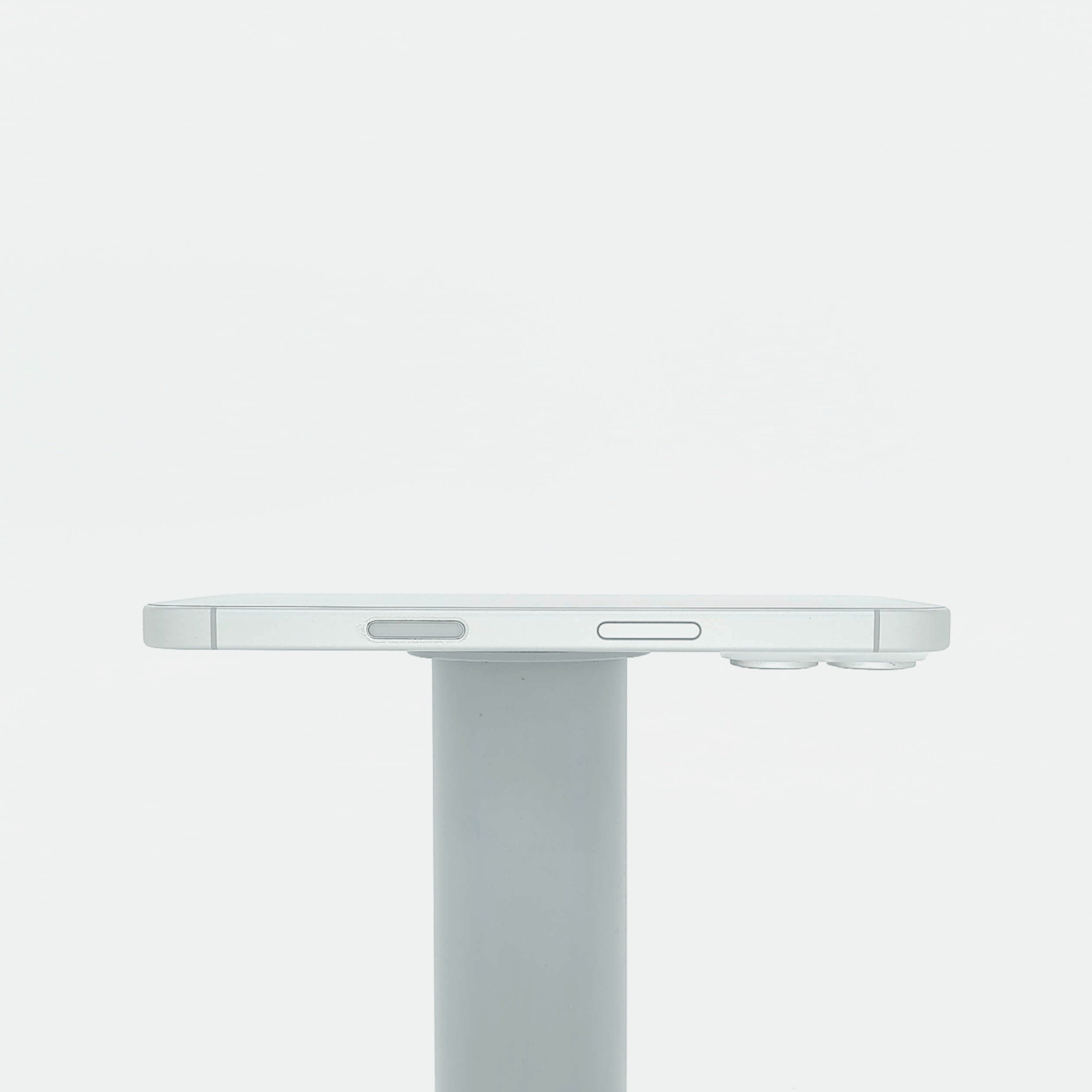 95新 Apple iPhone 16 256G 白色 中國大陸版