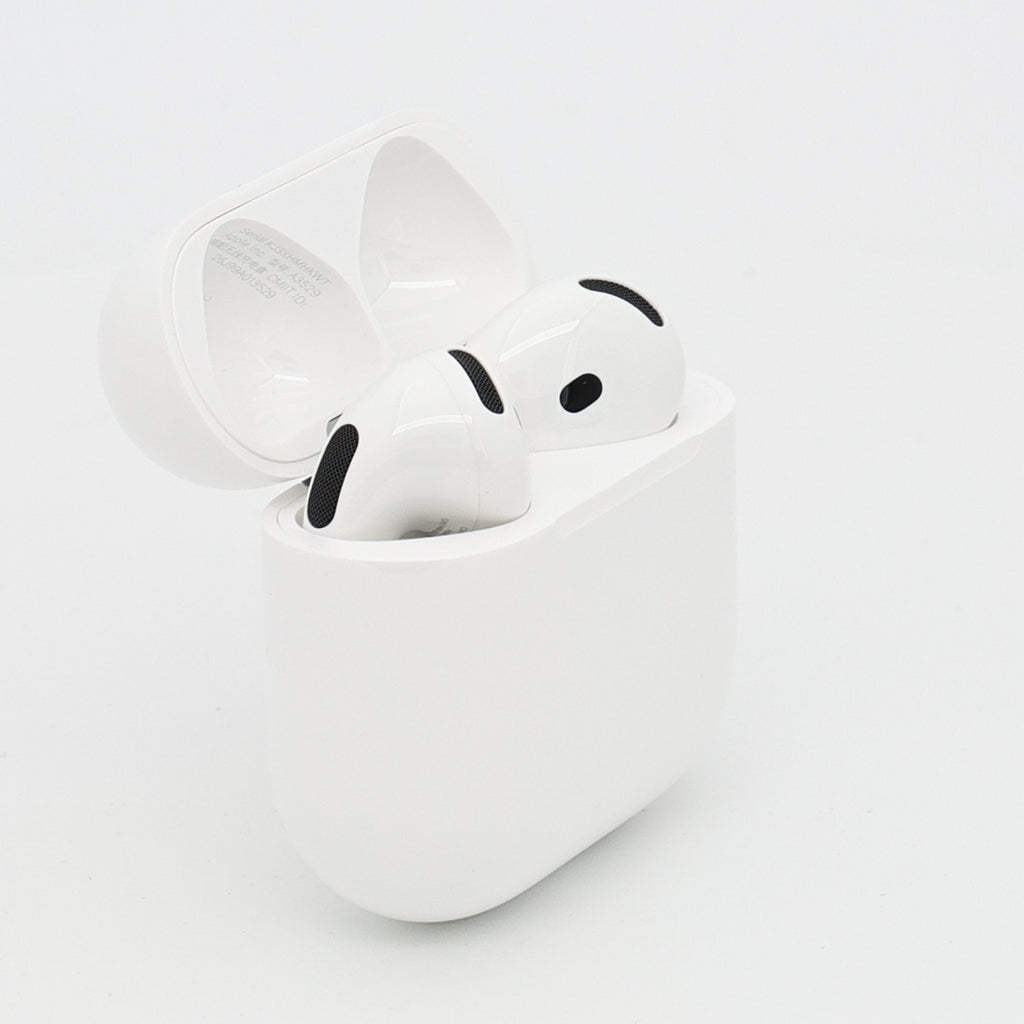 99新 Apple AirPods 5 白色