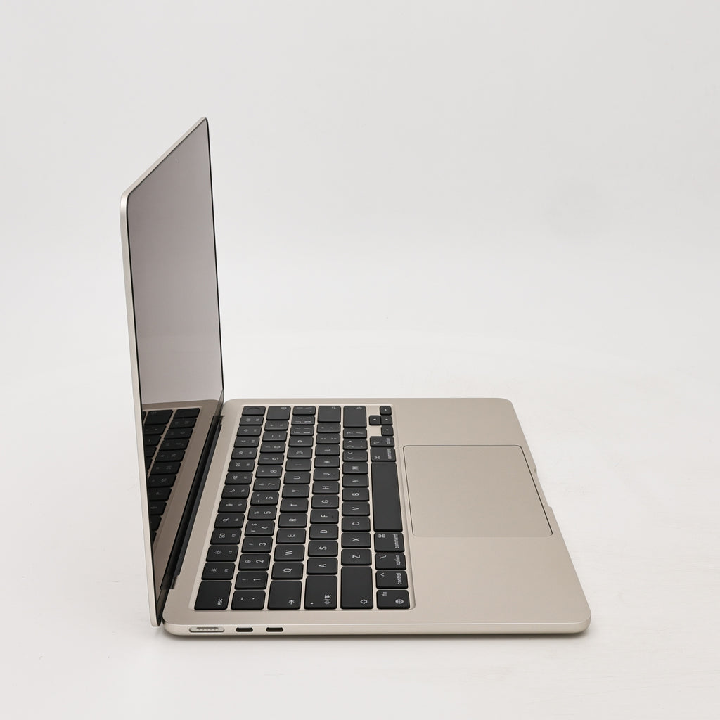 99新 Apple MacBook Air 24年 13寸 M3（8+8核） 8G RAM 256G SSD 星光色