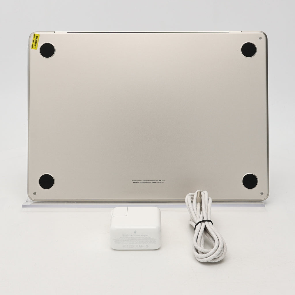 99新 Apple MacBook Air 22年 13寸 M2（8+8核） 16G RAM 256G SSD 星光色
