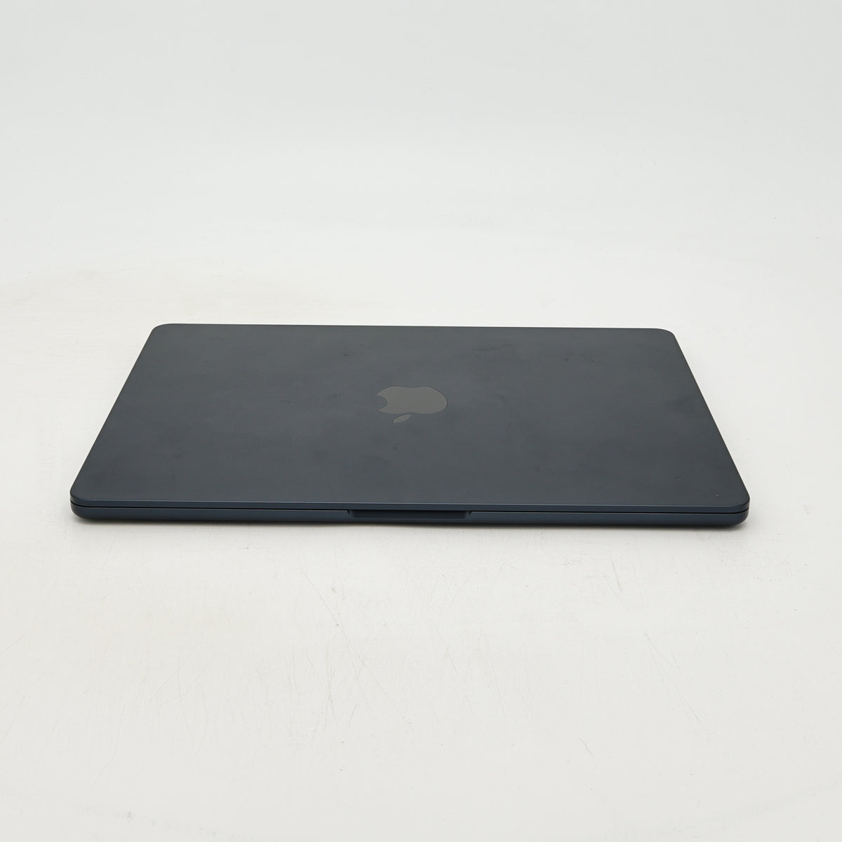 95新 Apple MacBook Air 22年 13寸 M2（8+8核） 16G RAM 256G SSD 午夜色