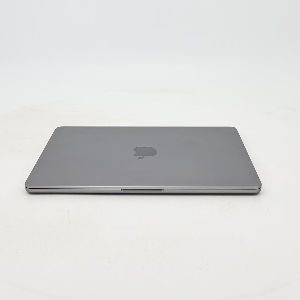 95新 Apple MacBook Air 22年 13寸 M2（8+8核） 8G RAM 256G SSD 深空灰色