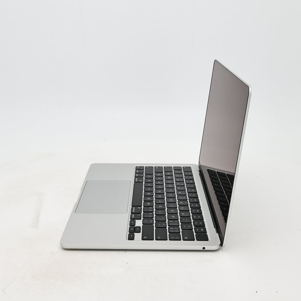 95新 Apple MacBook Air 22年 13寸 M2（8+8核） 8G RAM 512G SSD 銀色