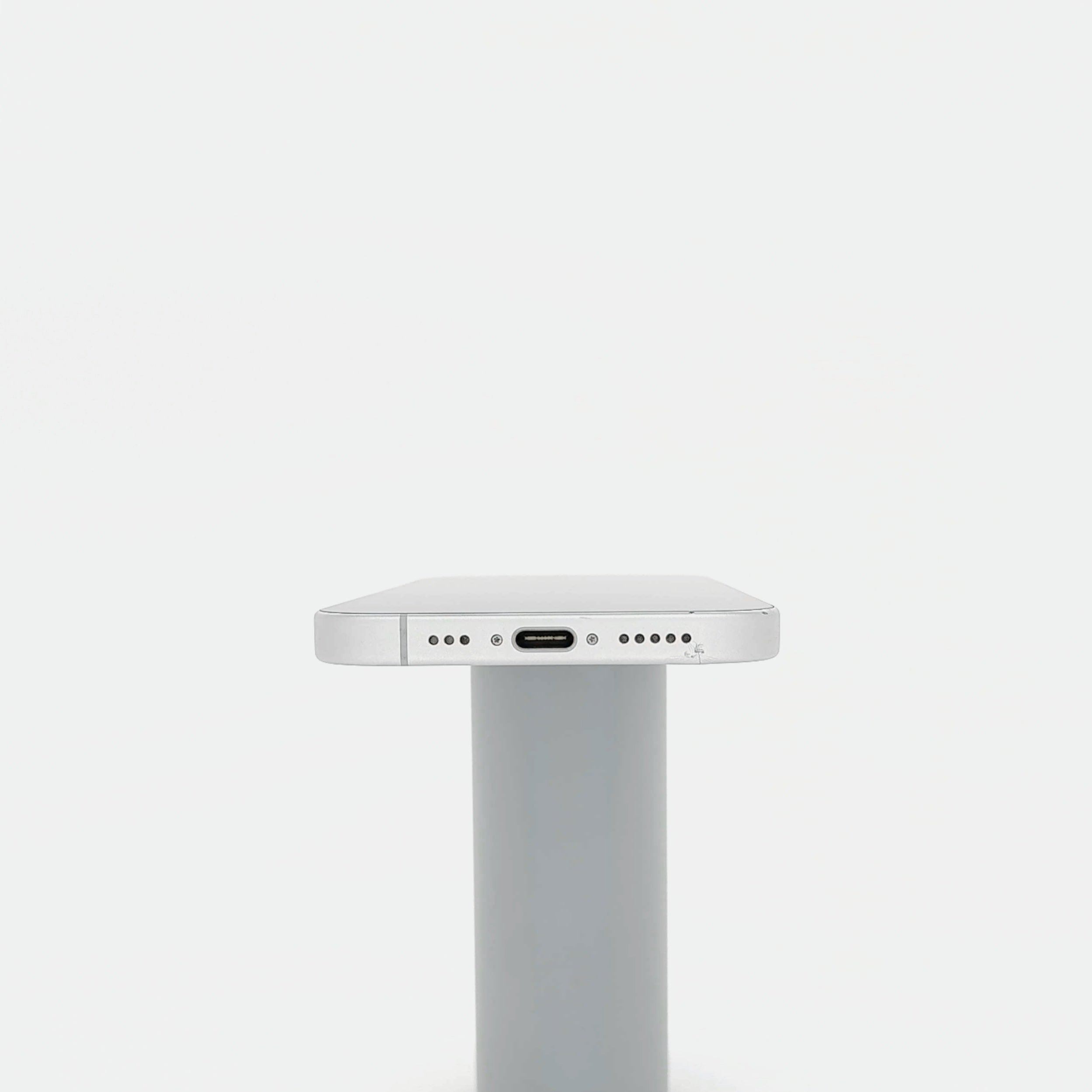95新 Apple iPhone 16 128G 白色 中國大陸版