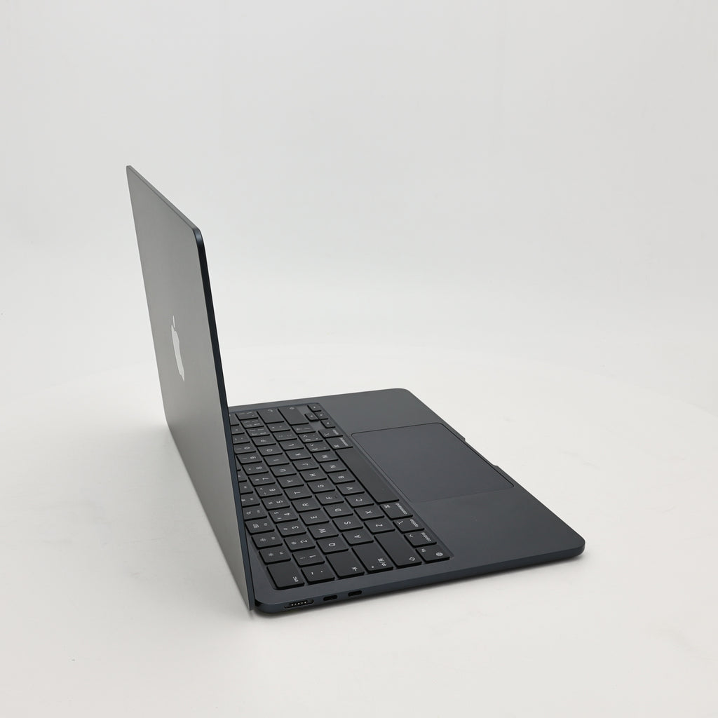 99新 Apple MacBook Air 22年 13寸 M2（8+8核） 8G RAM 256G SSD 午夜色