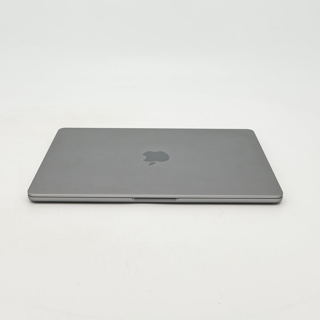 95新 Apple MacBook Air 22年 13寸 M2（8+8核） 8G RAM 256G SSD 深空灰色