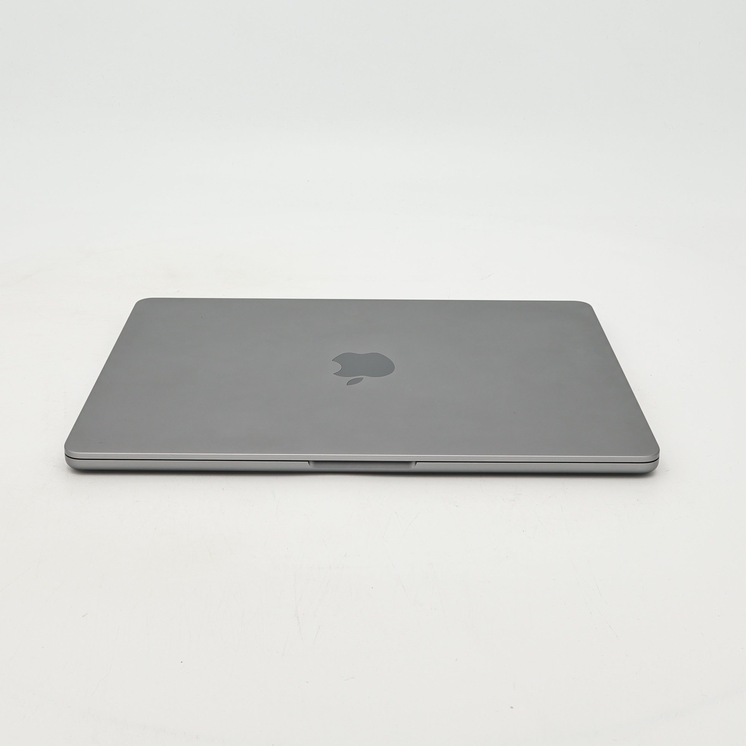 95新 Apple MacBook Air 22年 13寸 M2（8+8核） 8G RAM 256G SSD 深空灰色