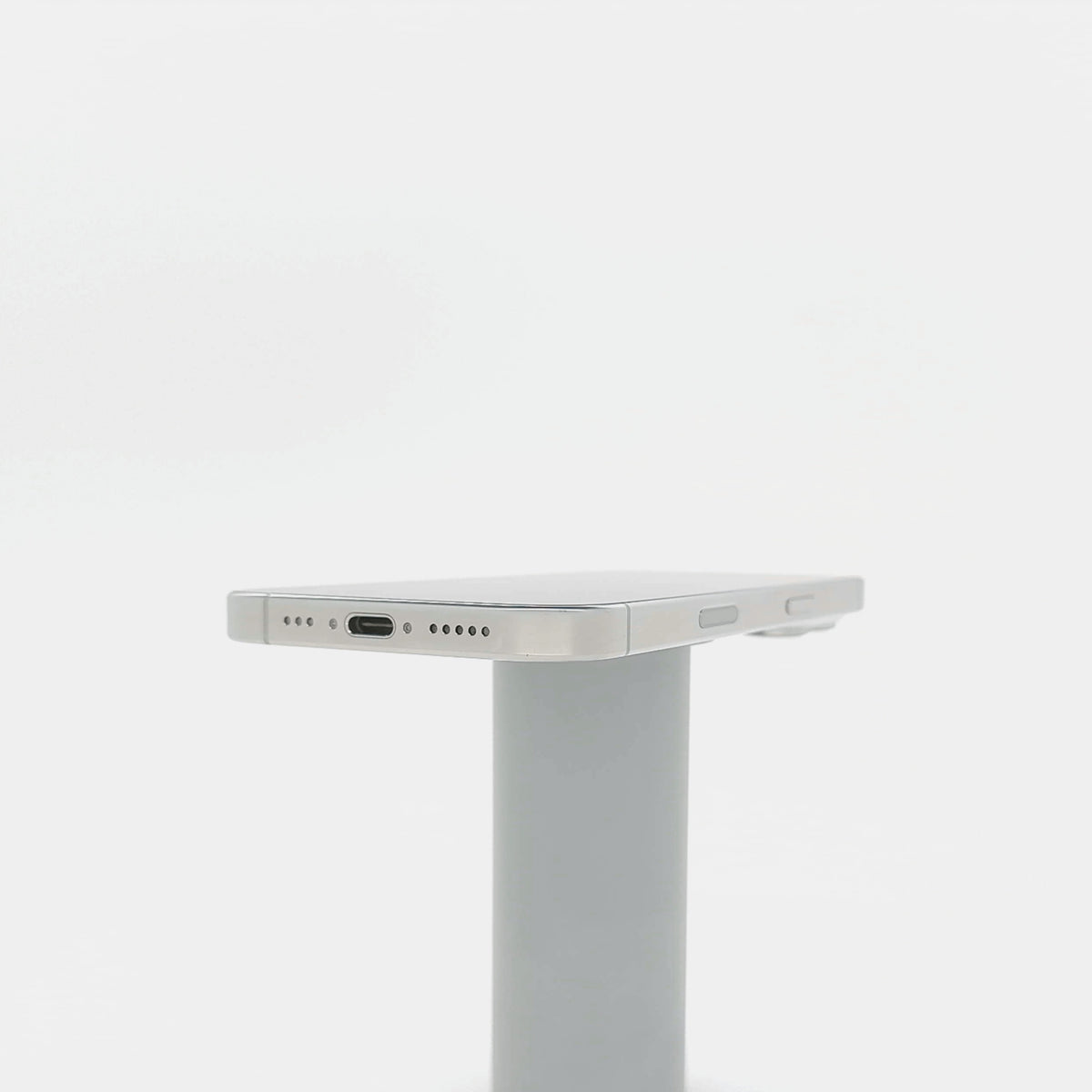 95新 Apple iPhone 16 Pro 128G 白色鈦金屬 中國大陸版