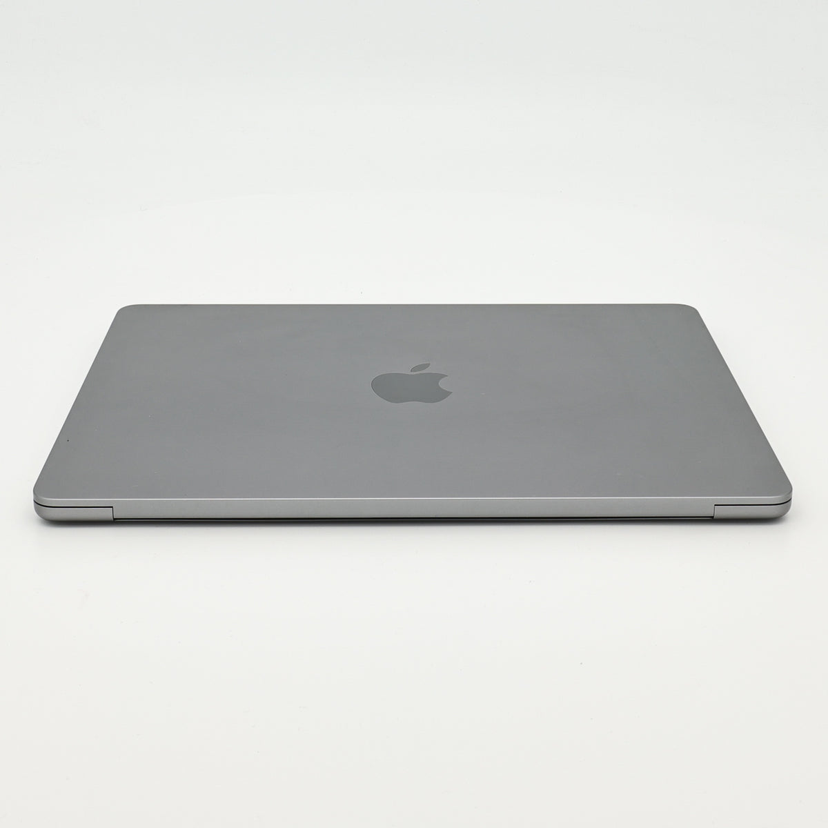 95新 Apple MacBook Air 22年 13寸 M2（8+10核） 8G RAM 512G SSD 深空灰色