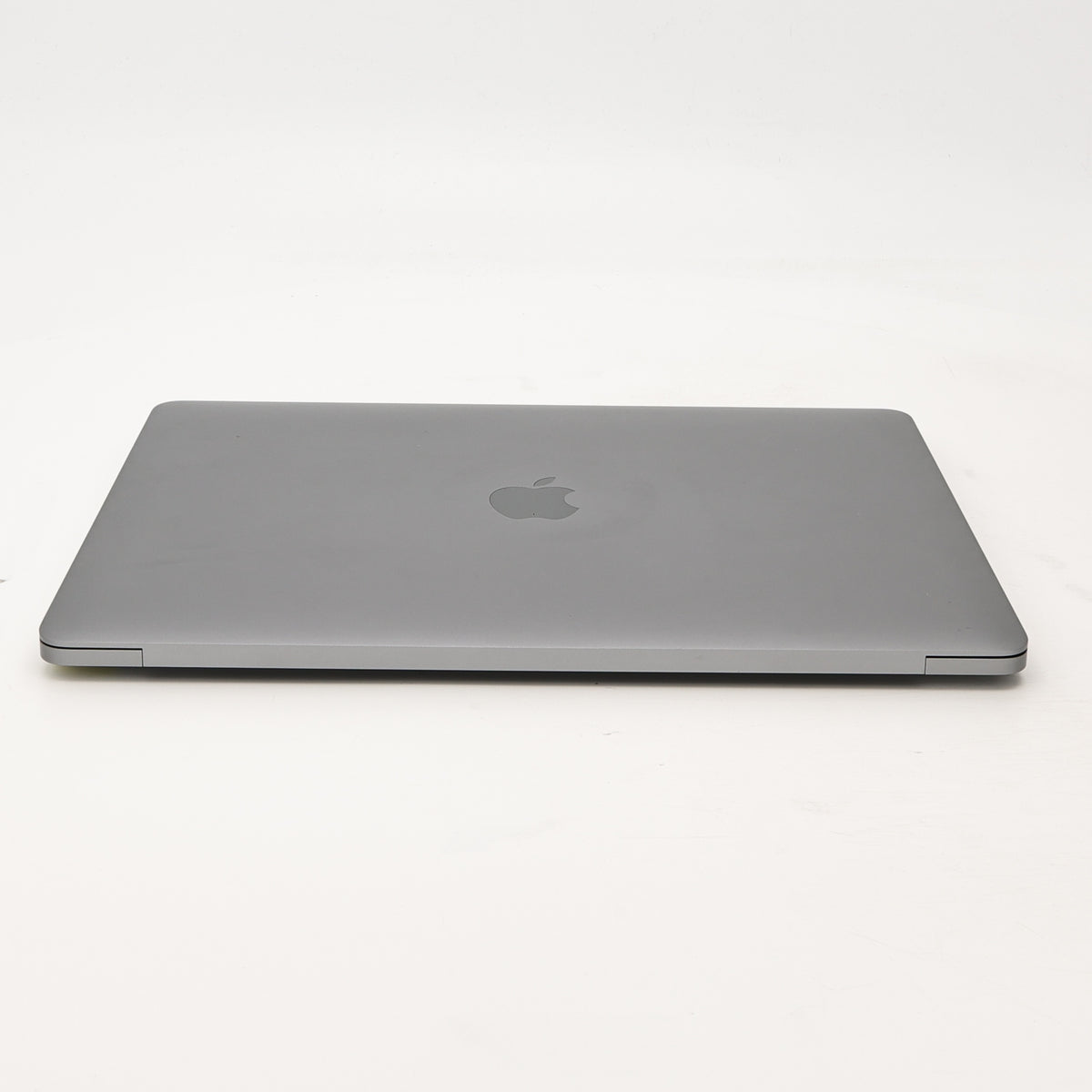 99新 Apple MacBook Pro 22年 13寸 M2（8+10核） 8G RAM 512G SSD 深空灰色