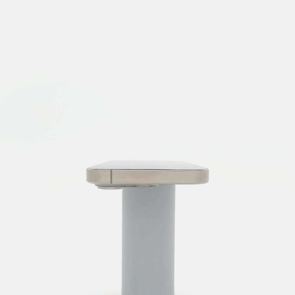 95新 Apple iPhone 15 Pro 256G 原色鈦金屬 中國大陸版