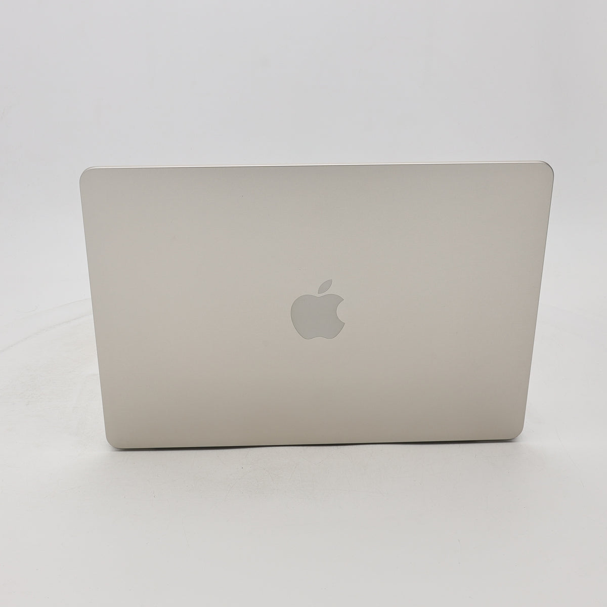 95新 Apple MacBook Air 22年 13寸 M2（8+8核） 8G RAM 256G SSD 星光色