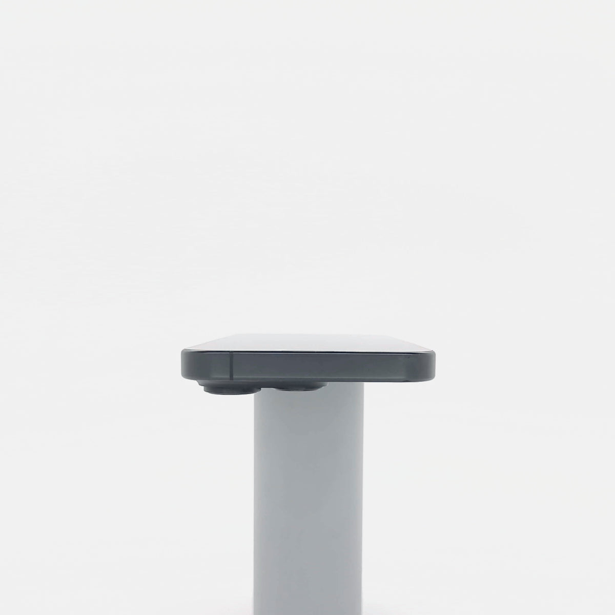 95新 Apple iPhone 16 Pro 128G 黑色鈦金屬 中國大陸版