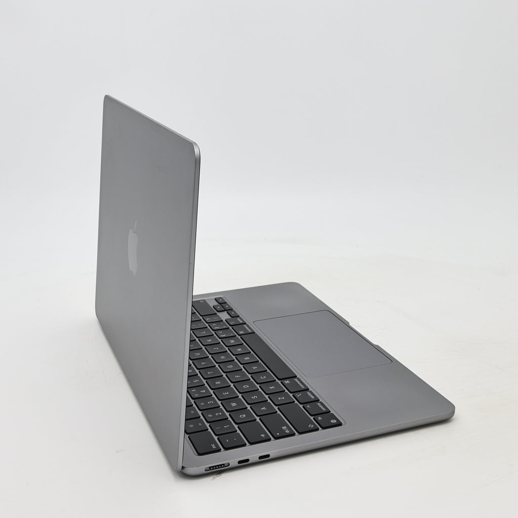 95新 Apple MacBook Air 22年 13寸 M2（8+8核） 8G RAM 256G SSD 深空灰色