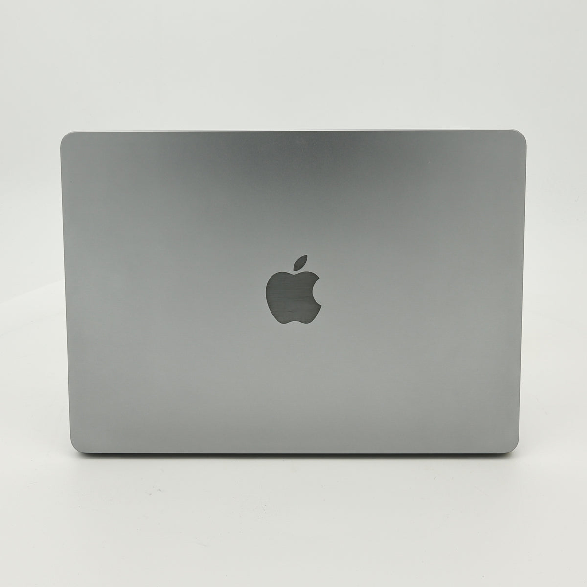 95新 Apple MacBook Air 22年 13寸 M2（8+8核） 8G RAM 256G SSD 深空灰色