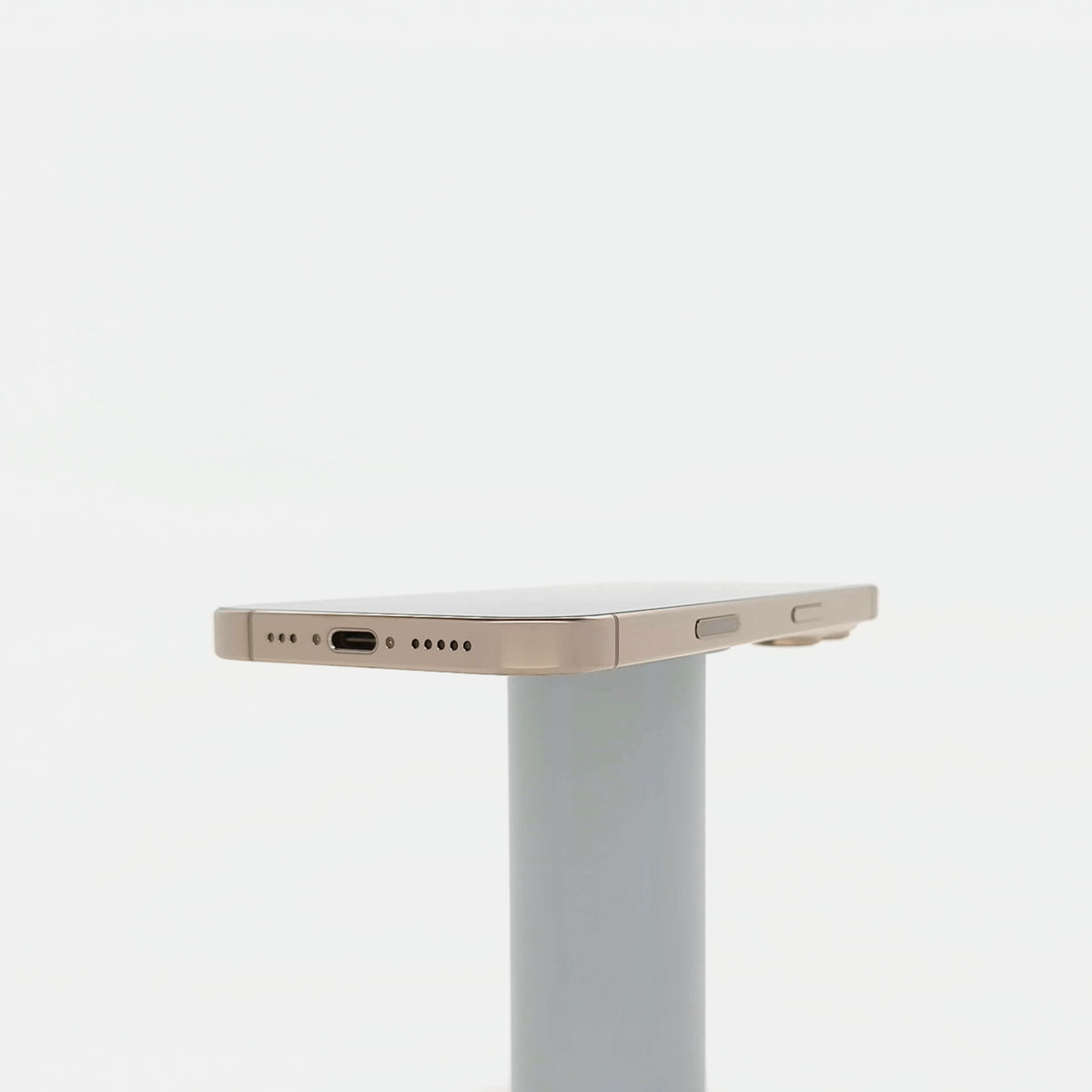 95新 Apple iPhone 16 Pro 128G 沙漠色鈦金屬 中國大陸版