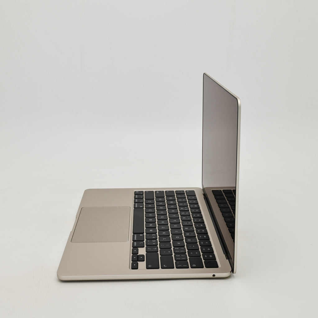 95新 Apple MacBook Air 22年 13寸 M2（8+8核） 8G RAM 256G SSD 星光色