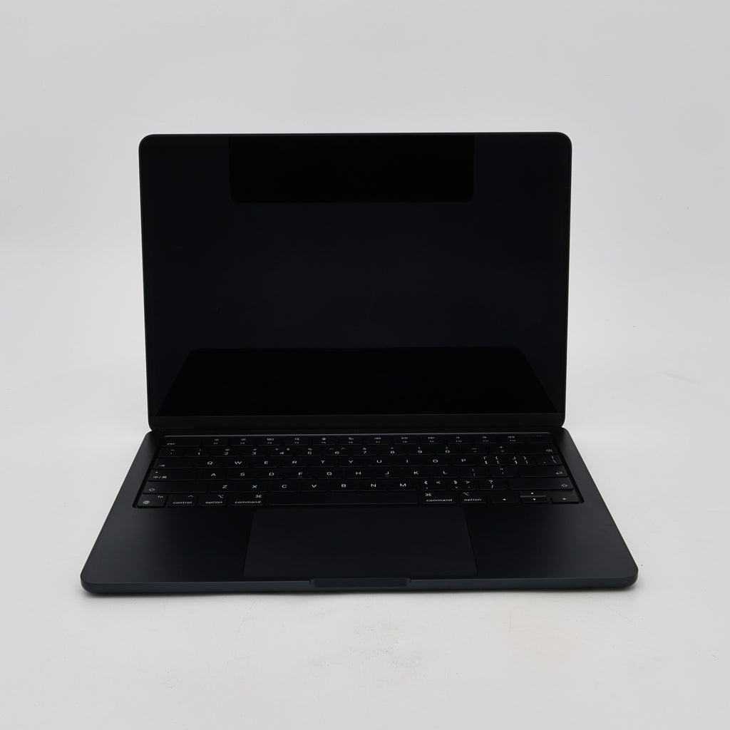 95新 Apple MacBook Air 22年 13寸 M2（8+10核） 8G RAM 256G SSD 午夜色