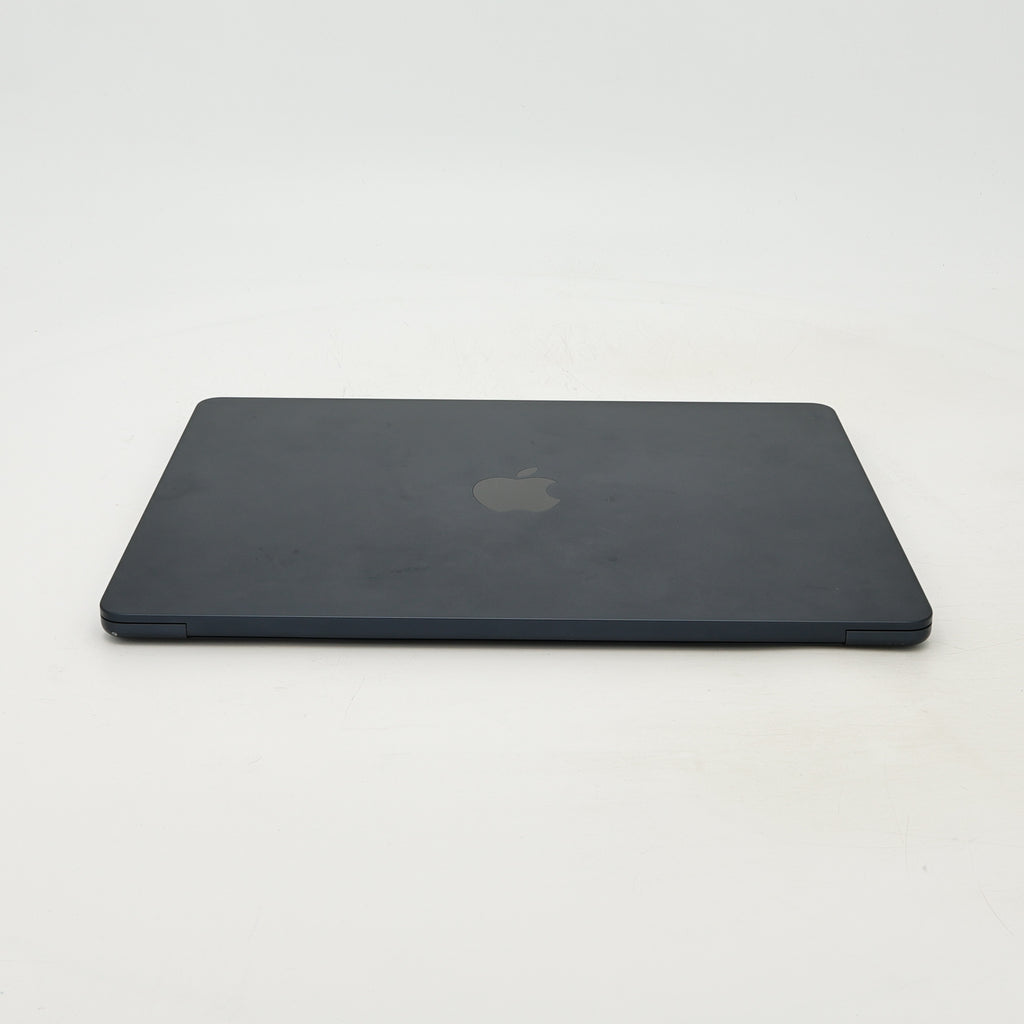 95新 Apple MacBook Air 22年 13寸 M2（8+8核） 16G RAM 256G SSD 午夜色