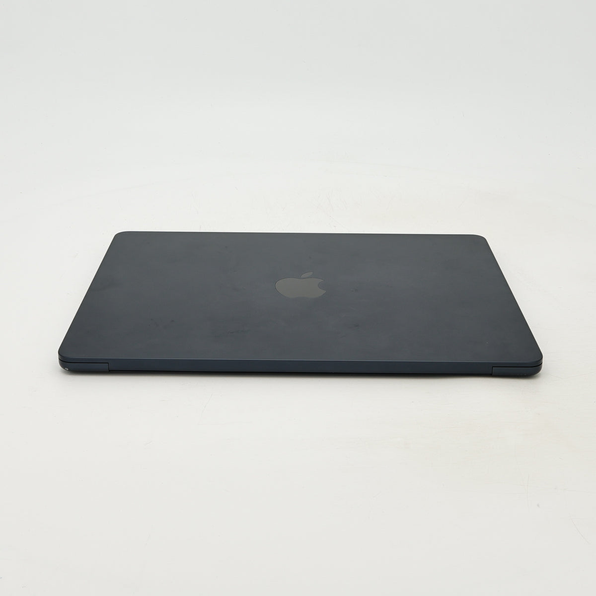 95新 Apple MacBook Air 22年 13寸 M2（8+8核） 16G RAM 256G SSD 午夜色