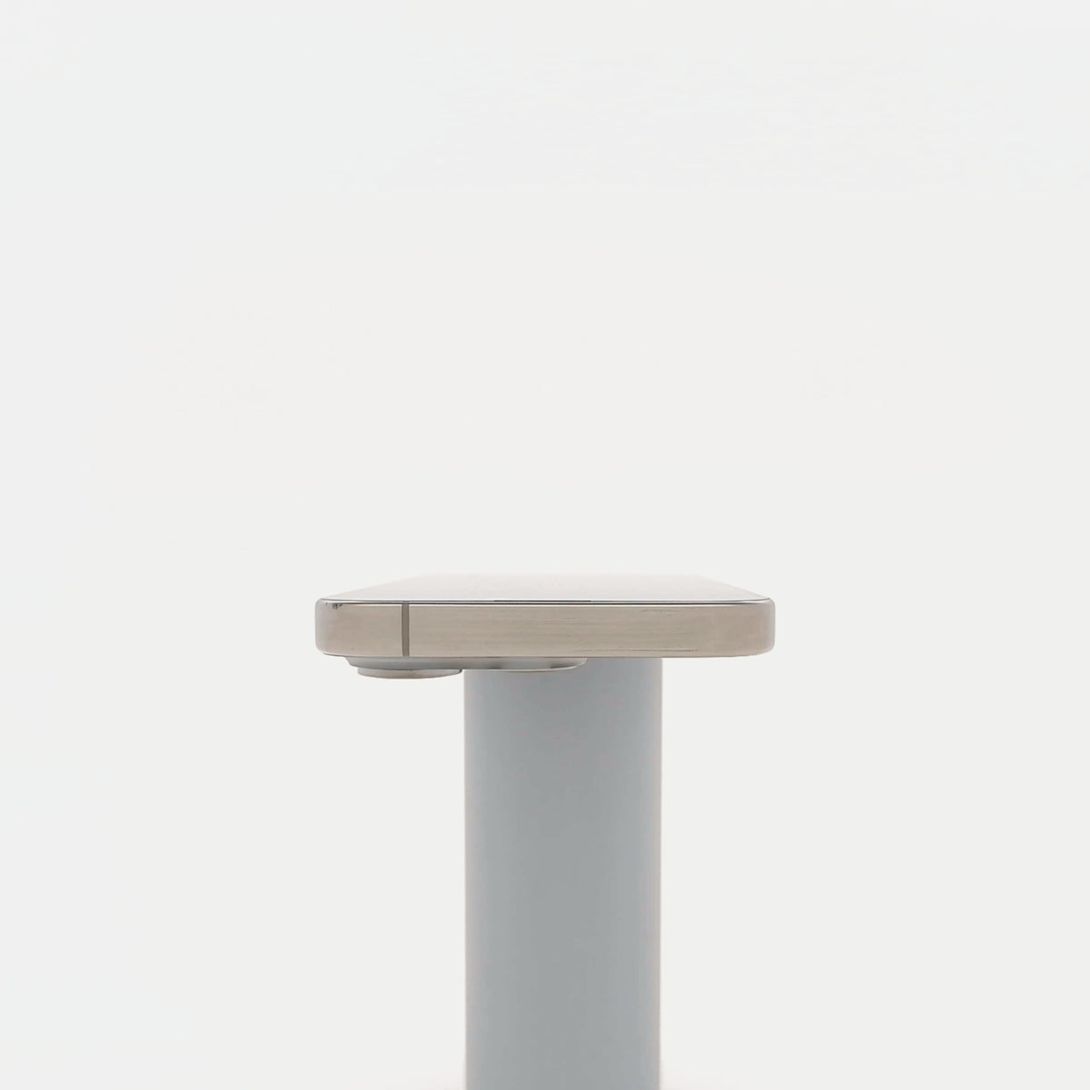 95新 Apple iPhone 15 Pro 128G 原色鈦金屬 中國大陸版
