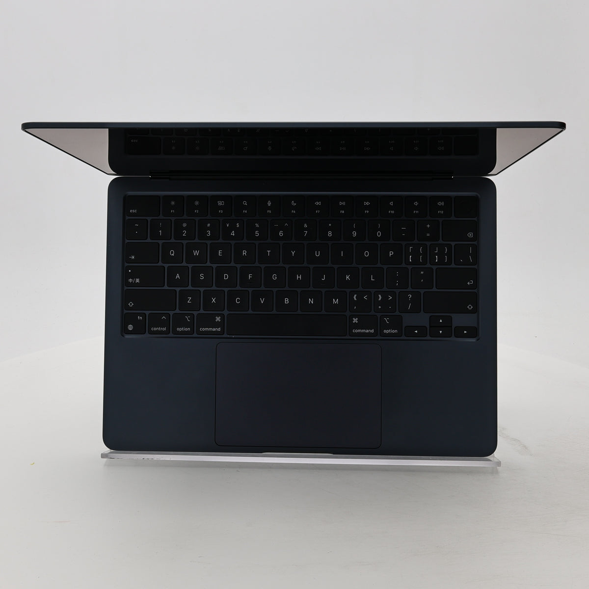 95新 Apple MacBook Air 22年 13寸 M2（8+8核） 8G RAM 256G SSD 午夜色