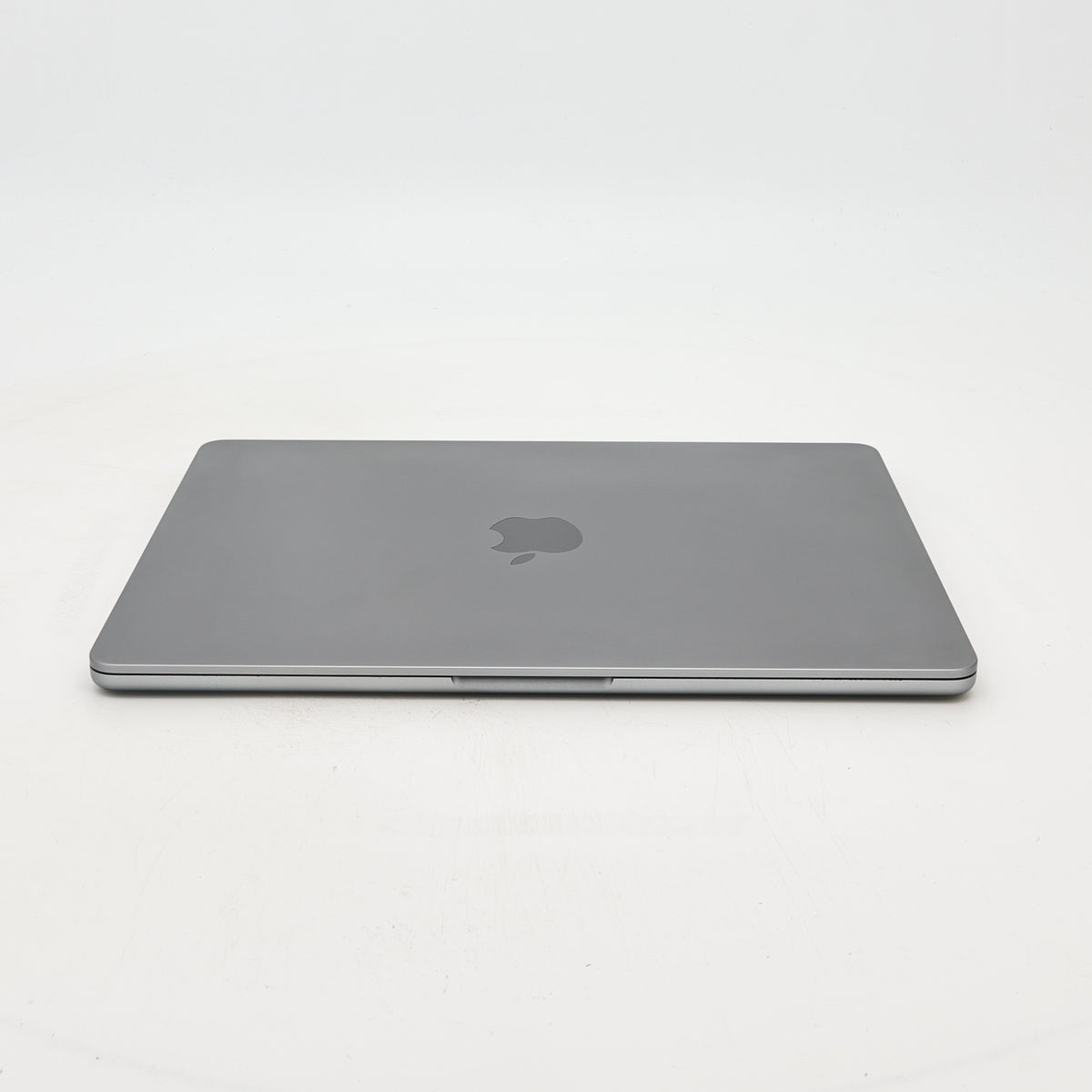 95新 Apple MacBook Air 22年 13寸 M2（8+8核） 8G RAM 256G SSD 深空灰色
