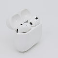 99新 Apple AirPods Pro 3 白色