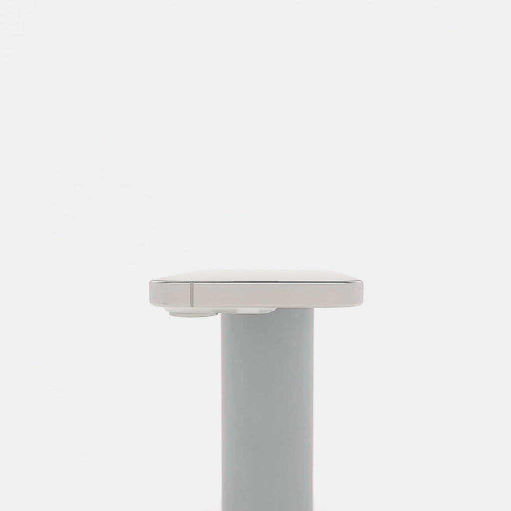 95新 Apple iPhone 15 Pro 256G 白色鈦金屬 中國大陸版