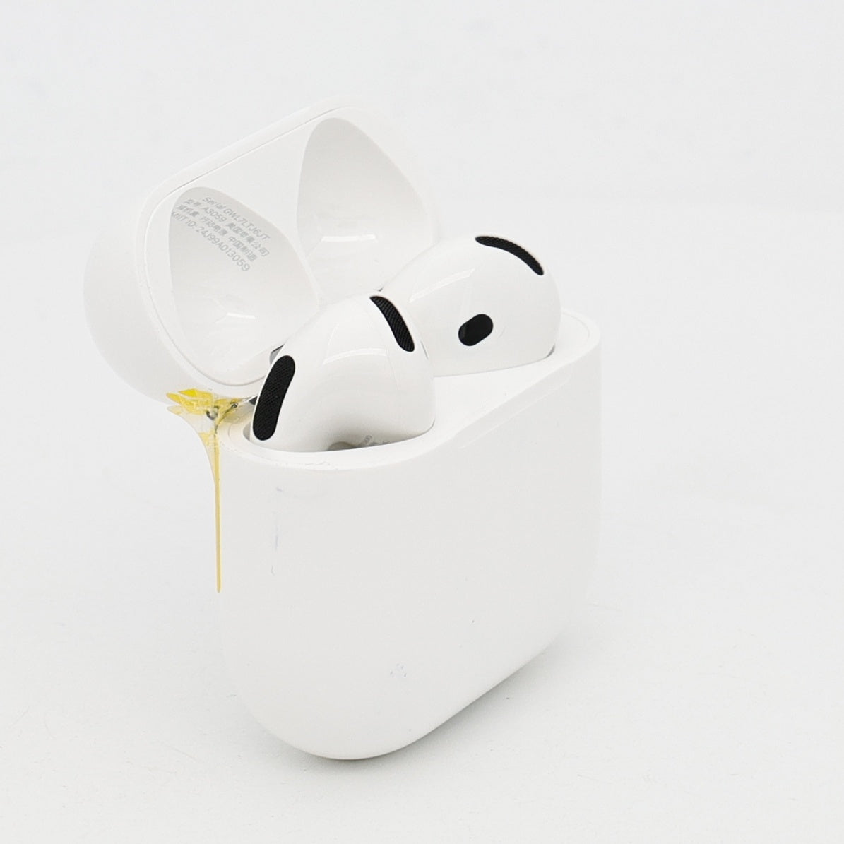 99新 Apple AirPods 4 (支持主动降噪) 白色