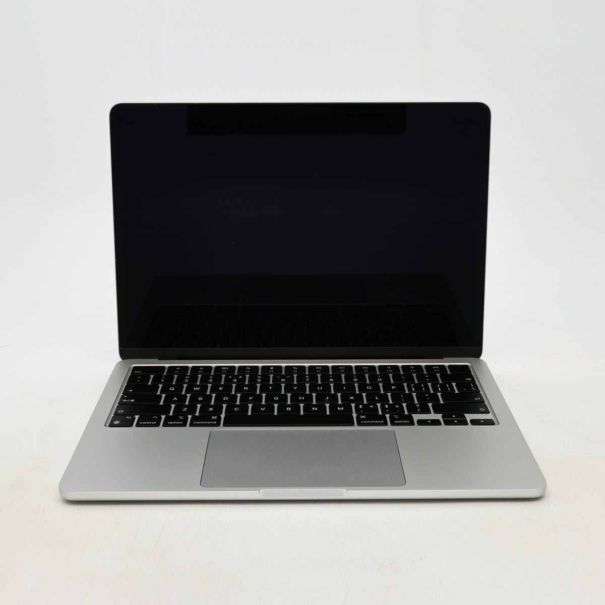 95新 Apple MacBook Air 22年 13寸 M2（8+8核） 8G RAM 256G SSD 銀色
