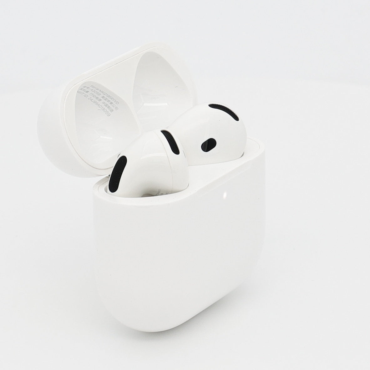 99新 Apple AirPods 4 (支持主動降噪) 白色