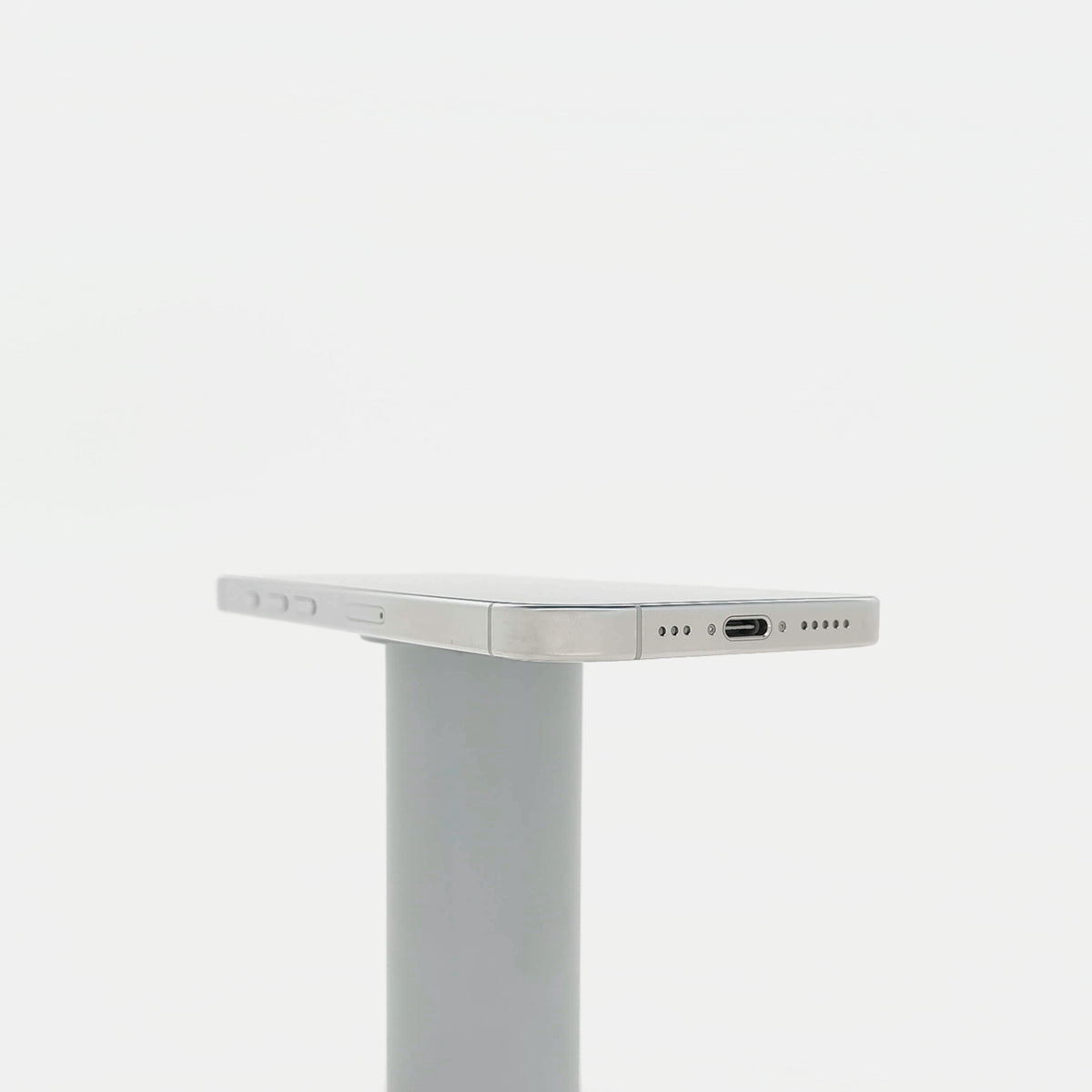 99新 Apple iPhone 16 Pro 128G 白色鈦金屬 中國大陸版