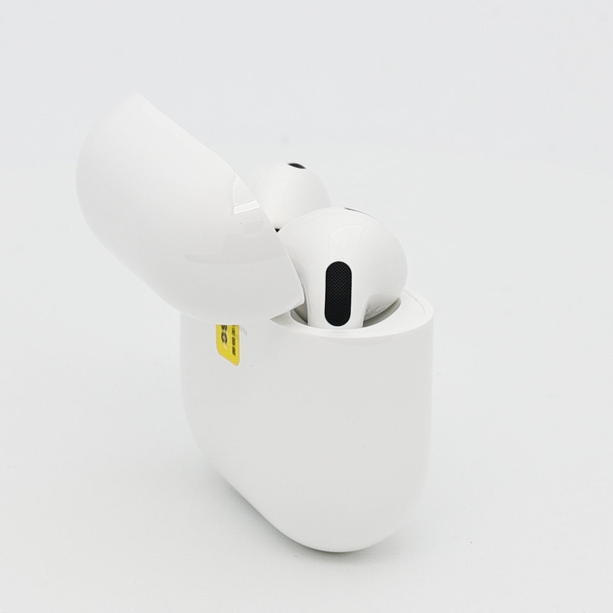99新 Apple AirPods 4 (不支持主動降噪) 白色