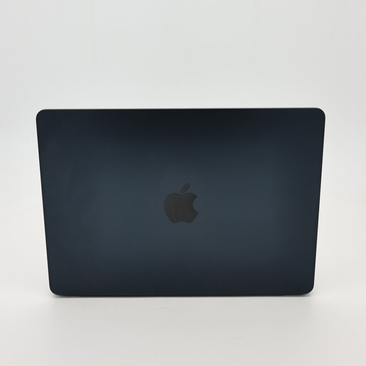 95新 Apple MacBook Air 22年 13寸 M2（8+8核） 8G RAM 256G SSD 午夜色