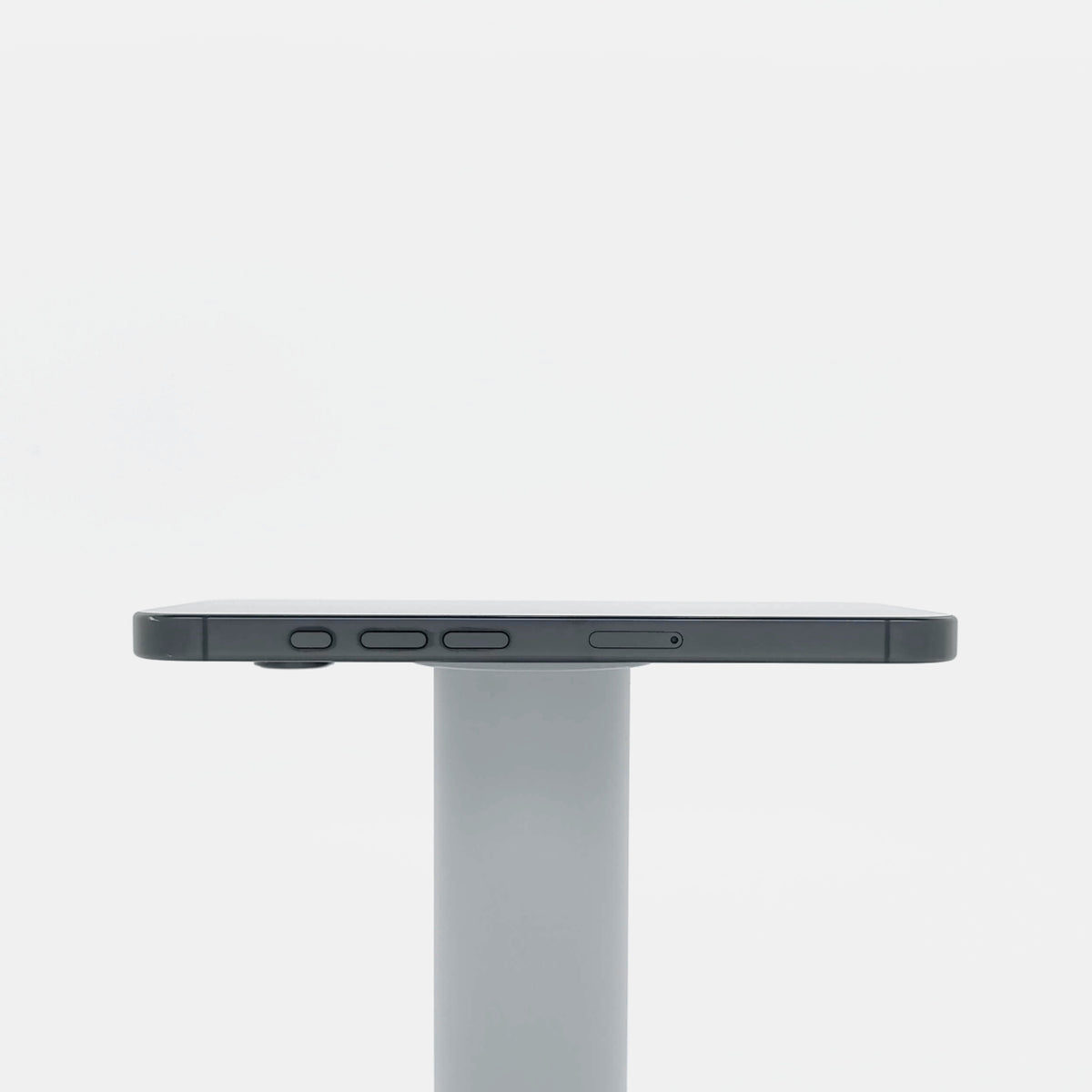 95新 Apple iPhone 16 Pro 128G 黑色鈦金屬 中國大陸版