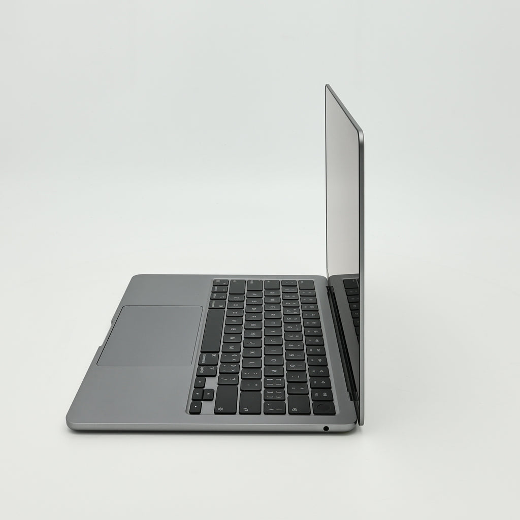 95新 Apple MacBook Air 24年 13寸 M3（8+8核） 8G RAM 256G SSD 深空灰色