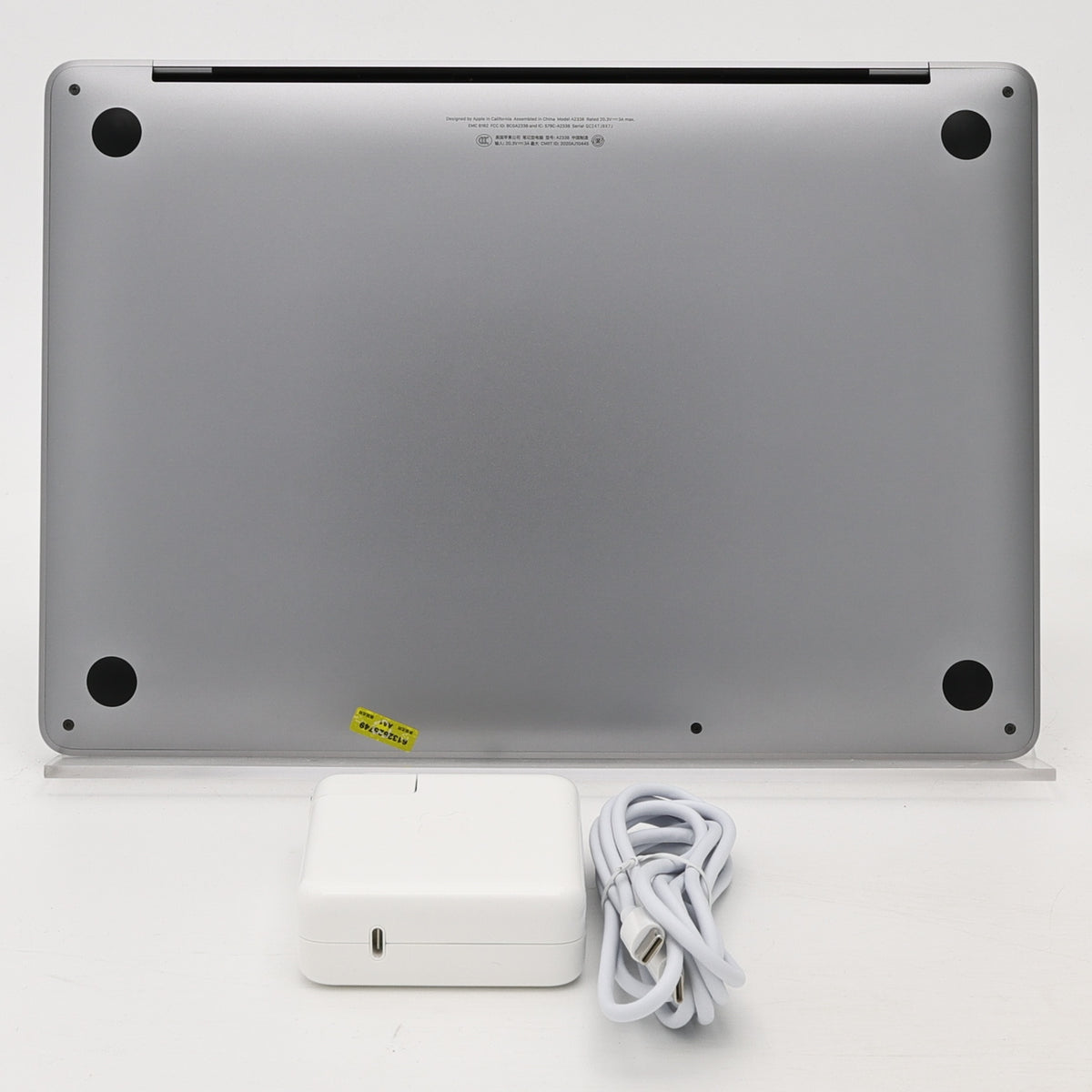 95新 Apple MacBook Pro 22年 13寸 M2（8+10核） 8G RAM 512G SSD 深空灰色