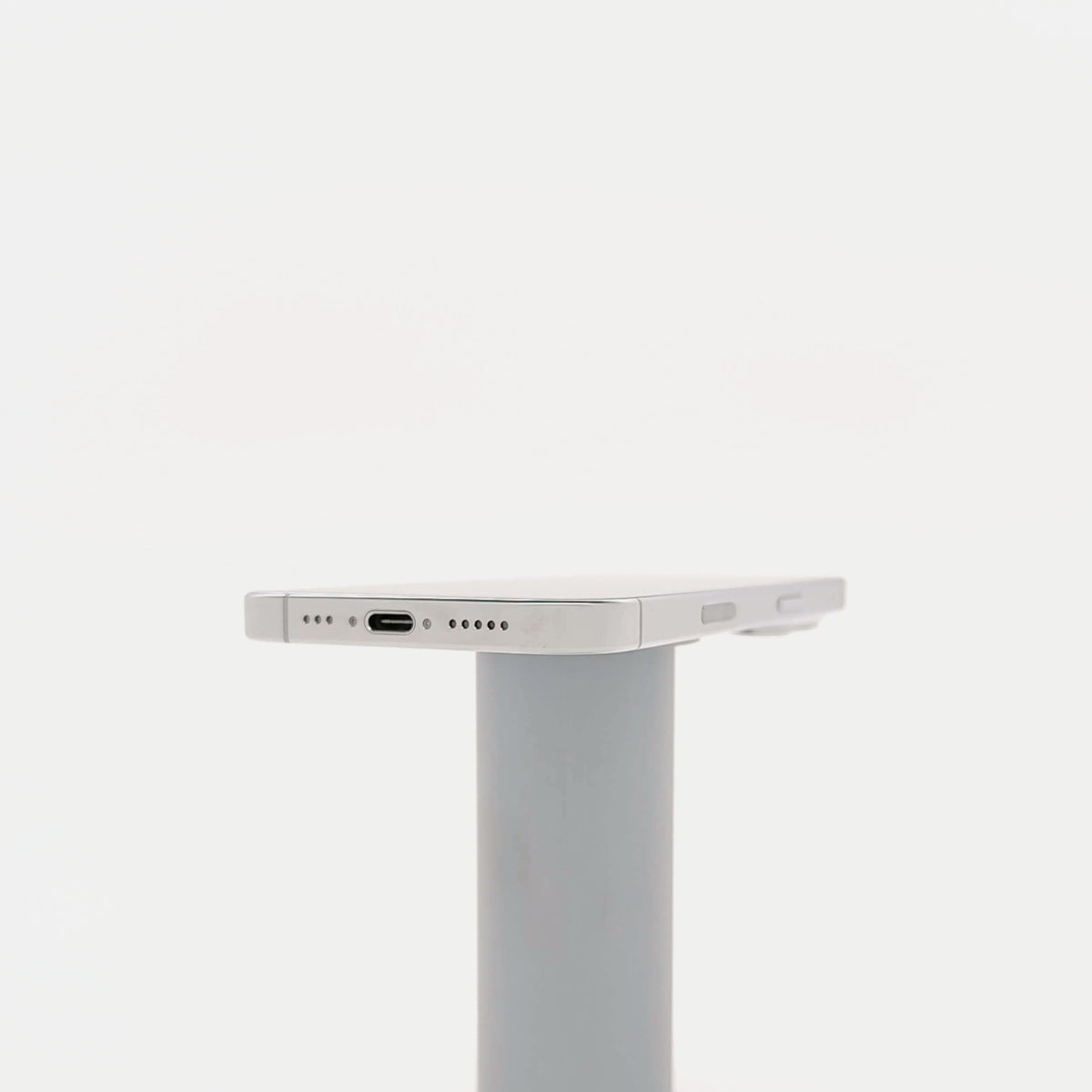 95新 Apple iPhone 16 Pro 128G 白色鈦金屬 中國大陸版